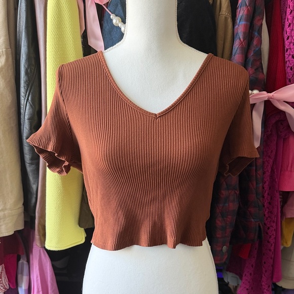 SHEIN Rust Ribbed Crop Top - Picture 2 of 7